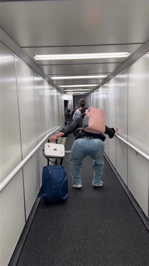 Exploring the Motherland: Deadpool Gameplay in Marvel Rivals