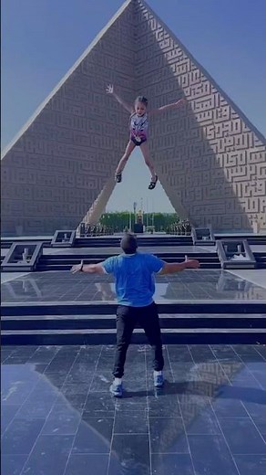 فراشات ملوك الجمباز تحلق في السماء 🔥💪