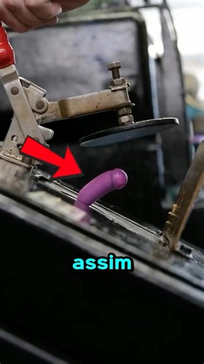 How a VINYL RECORD is MADE 🎵💿