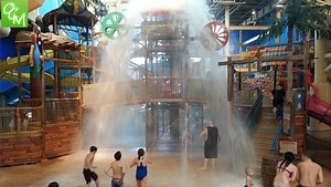Castaway Bay Waterpark Review | Oakland County Moms
