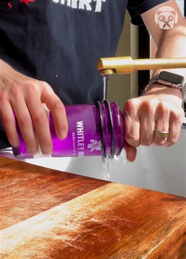 Cutting bottle to make a gin glass Partner: a_dad_called_brian TT: https://www.tiktok.com/@a_dad_called_brian | Crafty Panda