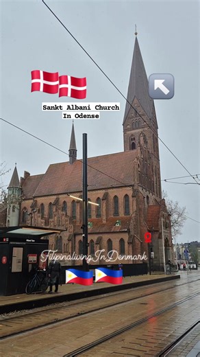 Sankt Albani Church is located in Odense It's a Catholic church #filipinalivingindenmark #Tuesday #Odense #Denmark #CatholicChurch | Juliet.tv