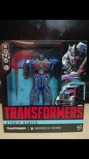 take a look who I found at Meijers today. today i have found nemesis prime frome the studio series line im so glad I found this guy cause from what ive heard the paint a.d sculpt of this figure is better than the original and boy oh boy they aren't lying this figure is 10x more better then the original the paint is better the sculpt on the arms is better the accuracy to the movie is insane #nemisisprime #newtoy #studioseries #tramsformers #transformersfans