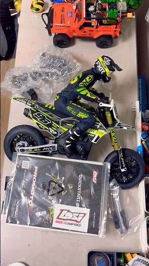 LOSI 1/4 Promoto-SM FXR Supermoto Motorcycle Components #motorcycle #scalerc #awesome #losipromotosm