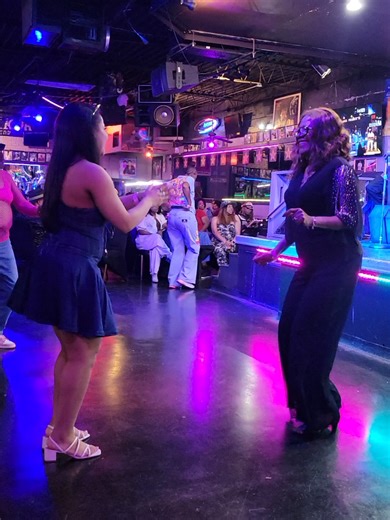 Enjoy yourself #blues #fyp #Blueswoman #suga #fun | suga