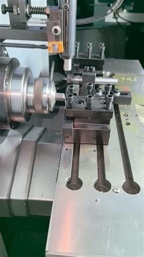 Shaft flat end chamfering, center hole drilling, automated CNC lathe machining #automationequipment
