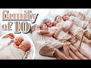 TWINS NEWBORN PHOTOSHOOT