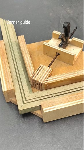 Quick and fast corner guide clamp for easy assembly miter joint #fblifestyle #woodworking #diy #tips #plywoodworking | Plywoodworking Tips & Trick