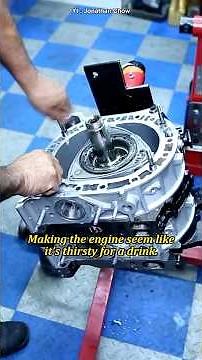Why Rotary Engine DRINK OIL? 🤔 #rotary #wankelengine #rx7
