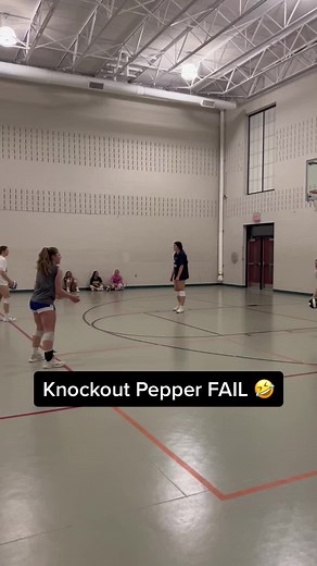 Fun Ball Control Game: Knockout Pepper Fail