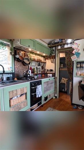 This stunning TinyHouse is home to @theoffgridirelanddream who built it themselves and now live on 8 acres in Ireland. They have since extended the outside space, building a decking and a utility room. What an amazing space 🙌🏻 #offgrid #tinyhouse #selfsufficient #homestead #tinyhome | Liveration