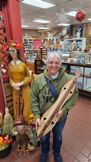 Kim plays in a dulcimer group. She fell in love with the looks and sound of this lovely 26” walnut sycamore. Awesome woodgrain. She was visably excited and cant wait to work on DAA SKILLS. You’re going to love it, Kim. Plus she’s a proud Army mom, in on this Veterans Day! Thanks to your son for his service. Come see what you’ve been missing! #mcspaddendulcimer #walnut #sycamore #madeinarkansas #mountaindulcimer #madeinamerica🇺🇸 #shopsmallbiz #monettmo #daytrip #armymom #veteransday mcspaddendu