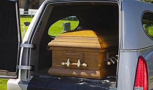 Deceased man has one last bus journey when hearse breaks down
