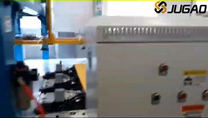 Free your hands and create the future intelligently! JUGAO fully automatic shearing machine is your good helper for sheet metal processing! Are you still worried about the low efficiency, low precision and great safety hazards of traditional shearing machines? XX fully automatic shearing machine brings you a new experience of sheet metal processing! Three core advantages help you easily realize intelligent manufacturing: Automatic feeding, saving time and effort: Equipped with a high-precision s