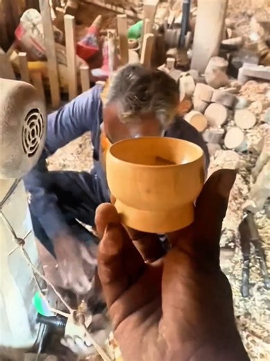 Crafting a Unique Curry Bowl from Scrap Wood