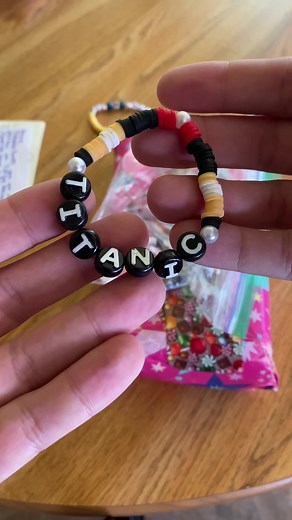 Jack Dawson gets very fashionable #titanic #unboxing