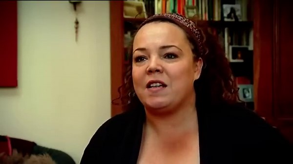 Culture Clash! Ahmed & Escott Families Swap Lives | S08 E02 | Wife Swap UK