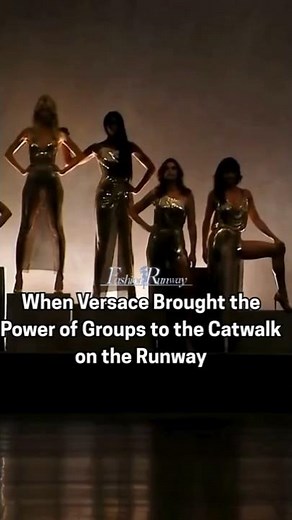 Versace’s Most Iconic Group Catwalk #donatellaversace #fashion #runway #model #catwalk #horsewalk