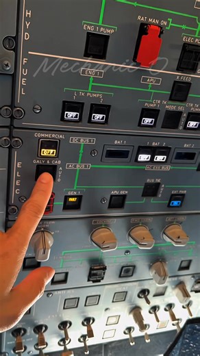 ❌ Powering OFF Airbus 320 ✈️ #aviationdaily #airbus #engineer #foryou #fyp #mechanic #aircraftmaintenance #avgeek #fyi #adayinmylife #aviationlovers #fypシ #foryouシ | Mechanic O