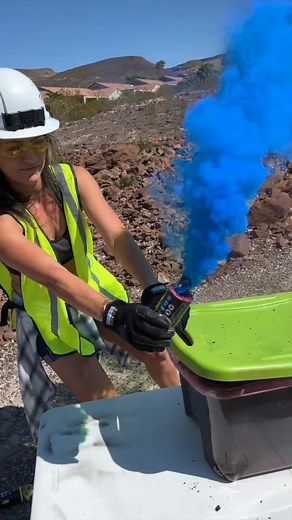 34K views · 160 reactions | Instant Laptop cover art using Colored Smoke #macbook #laptopskins #smokebombs #reels | Getti | Facebook