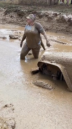 Mud Life 🤣🤣🤣 Who’s cleaning that Jeep After? • • #offroadnchill #jeeppeople #jeepgoals #jeeplife #rockcrawler #itsajeepthing #wranglerhq #jeepforce #jeepflow #jeepbeef #jeepfamily #instajeep #jeepgram #jeeppage #wranglernation #jeepnation #jeepsonly #jeepporn #jeepcraze #jeep #jeepwrangler @jeep | OFF ROAD N CHILL