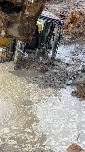 Next level bogged! | Mining Mayhem