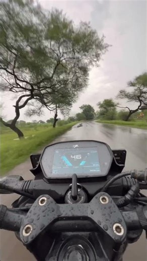 Barish ke mausam me bike chalaye ke maja | Cg Reels | Cg Vlog | #cgreels