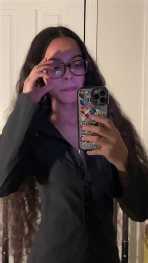 Understanding Love Without Labels