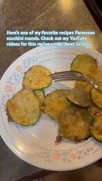 Crispy baked Parmesan zucchini rounds ￼