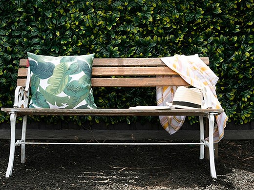 Create A Green Wall With Artificial Hedge  - Bunnings Australia