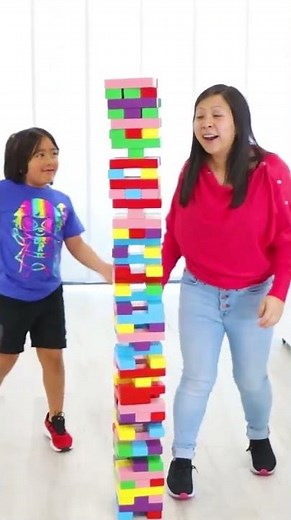 Guess the Jenga Tower Height Challenge!