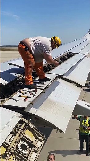 Aircraft Wing Maintenance Up Close ✈️ | Airbus A320 Flap System Work
