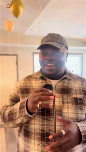 Ditch the gifting struggles and say hello to effortless gifting! At Ebunbox, we take the guesswork out of finding the perfect present, curating stunning gift boxes filled with unique designs and thoughtful touches. From birthdays to occasional moments, we've got a gift box for every occasion. Let Ebunbox handle the details so you can focus on the joy of giving. Ready to make someone's day? Explore our collection and order your Ebunbox gift box today! #ebunbox #madethoughtfully #happyholidays