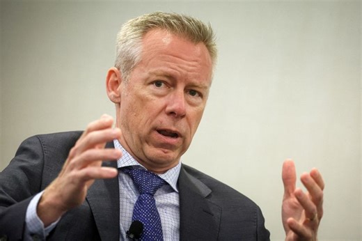 Canada's top exchange pushes to end quarterly reporting for all firms