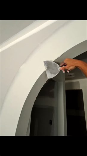 Tmak Taping on Instagram: "Archway or the hiway.. . . . #drywallfinisher #drywall #coating #mud #construction #renovation #homeimprovement #tools #drywallnation #business #finisher #entrepreneur #howto #diy #tutorial #reels #foryou #fyp #satisfying #cgc #usg #sheetrock #menatwork #jobsites #trollclothingcompany #drywall #asmr #fyp #trowel #trowels #skilledtrades"
