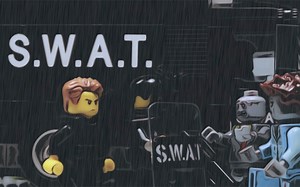 【乐高丧尸系列定格动画】《丧尸启示录》第二季第2集（SWAT Team vs Zombies & Zombie World Escape）