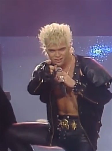Billy Idol singing To Be a Lover live in 1986 #fyp #billyidol #billyidolforever #billyidolrocks #billyidolsupremacy