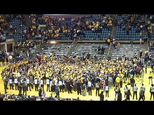 WVU Basketball: Fans sing Country Roads following upset win over Kansas