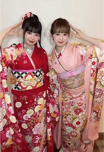 ミーアイ: りのんとすずのファッションとライブに迫る