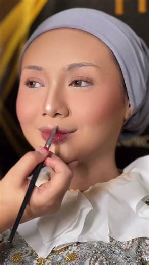 Arab husband-to-be - turns out the makeup is the result #shorts #makeup #arabian