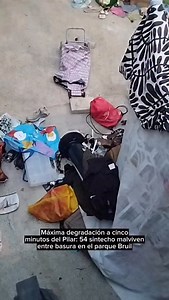 ➡️ Máxima degradación a cinco minutos del Pilar de #Zaragoza: 54 sintecho malviven entre basura en el Parque Bruil. 👉 El 77% tienen perfil de Protección Internacional y están a la espera de ser citados en Extranjería. El albergue contará con 55 plazas más y se habilitarán 16 plazas para jóvenes sin hogar. * Las imágenes, cedidas por el Colectivo Bruil Aloy Sala Tenerías, fueron captadas hace un par de semanas, antes de la visita de los técnicos de Salud Pública del Ayuntamiento de Zaragoza. 🔗 