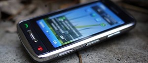 Nokia C6-01 Review - SlashGear