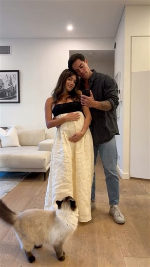 219K views · 4.1K reactions | The Wiggles family is about to get a little bigger! Congrats to John and Jessie, who have shared the news that they are expecting their first child, a baby boy due in December 殺 | The Wiggles | Facebook