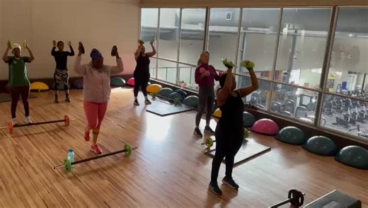 24SWITCHFITNESS (@switchfitness)’s videos with Mugwanti / Sgwejegweje - DJ Mujava