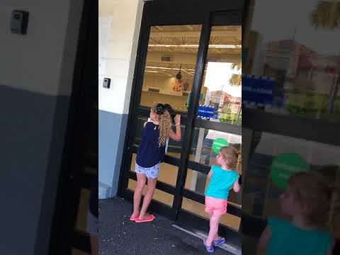 Finding out Toys R Us closed