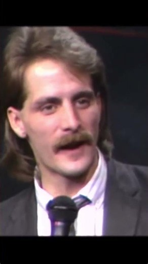Jeff Foxworthy in 1986 from “If These Walls Could Talk” the story The Punchline comedy club