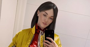 On a rencontré Daisy, l'intelligence artificielle conçue par Yoox