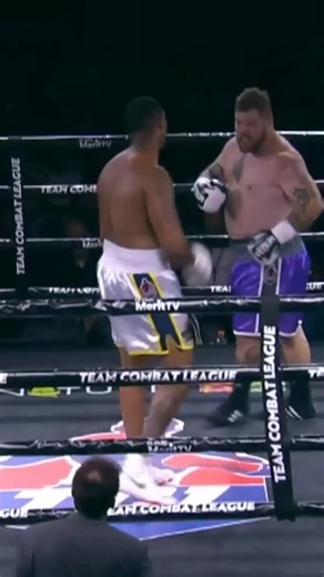 Boksado Boxing on Instagram: "the left hook from an orthodox stance is so effective and popular because it’s fast, powerful, and comes from the lead side, making it hard to see and perfect for catching opponents as they move or drop their guard."