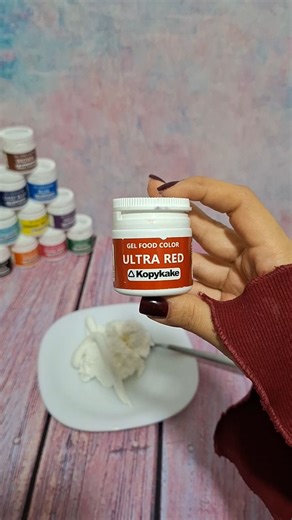 ‎کپی کیک | رنگ خوراکی‎ | ‎قرمزی که امضا داره ❤️ وقتی کیفیت، رنگ را تعریف می‌کند… این جلوه خاص با رنگ ژله‌ای قرمز kopy Cake خلق شده درخشان، عمیق و بی‌نقص ✨...‎ | Instagram