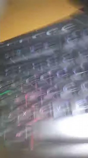 the most comfortable hand placement for fnf games